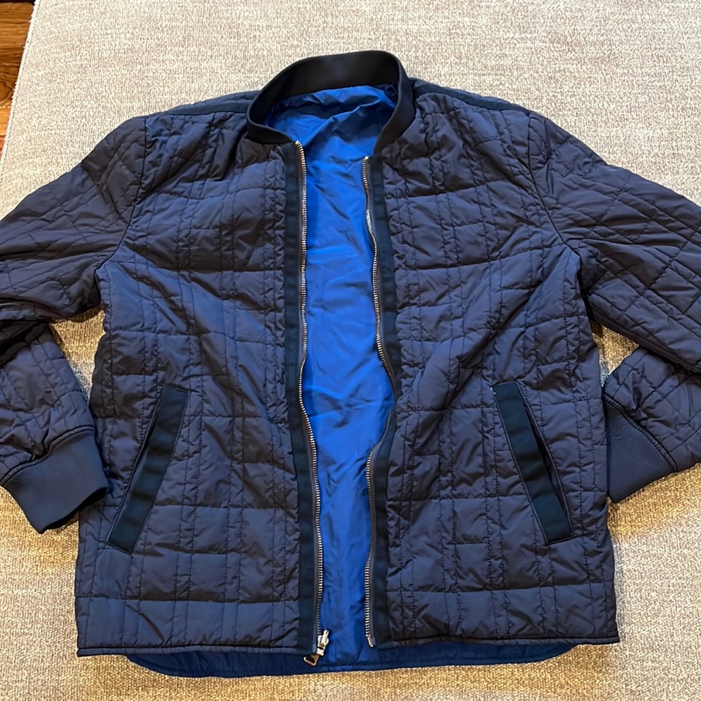 Men’s Revirsable Zip-up Jacket